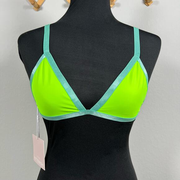 NWT AMORE KITTENISH Bikini Top Size M - Picture 1 of 8
